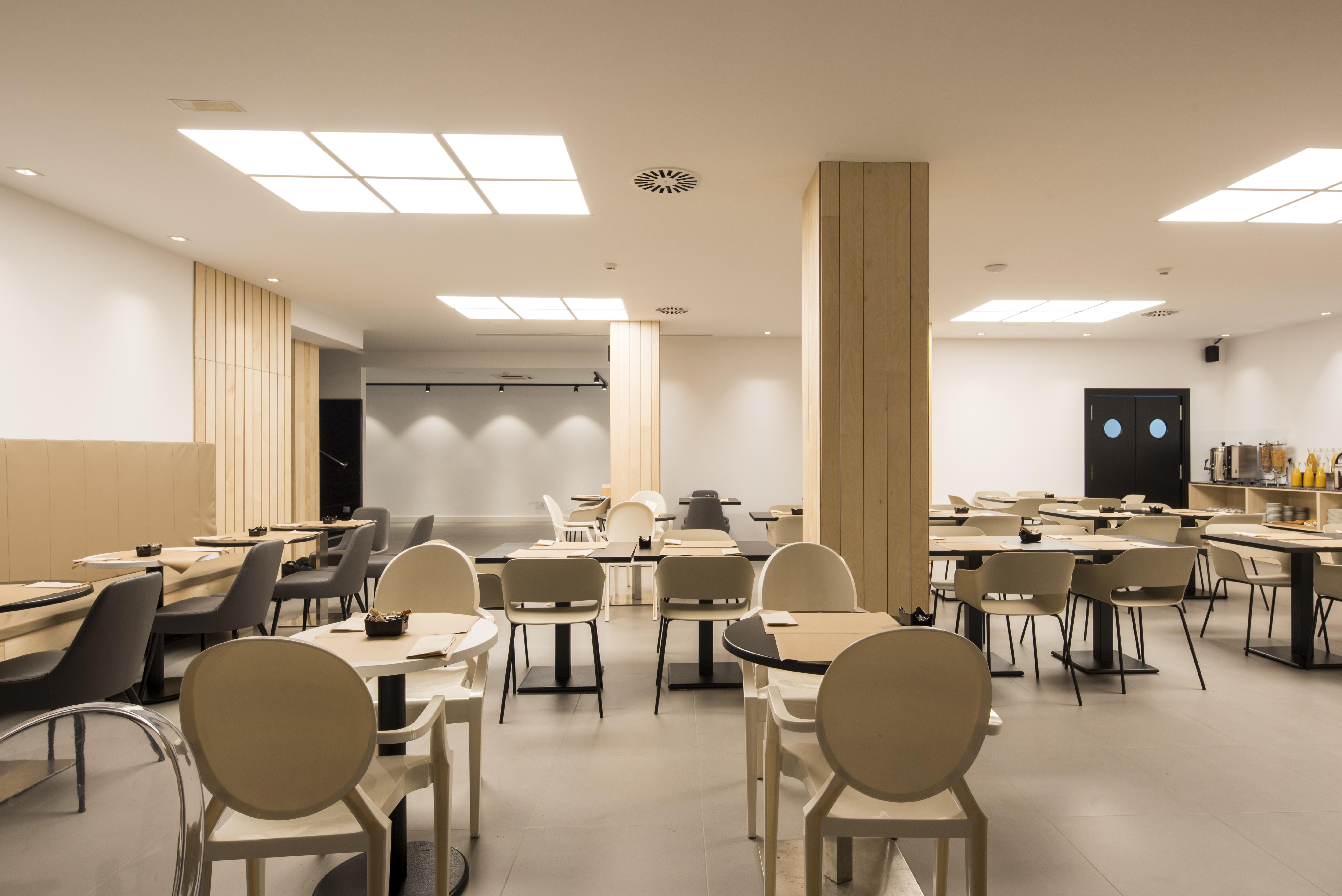 Hotel Airinos 3* カンガス・デ・モラソ エクステリア 写真