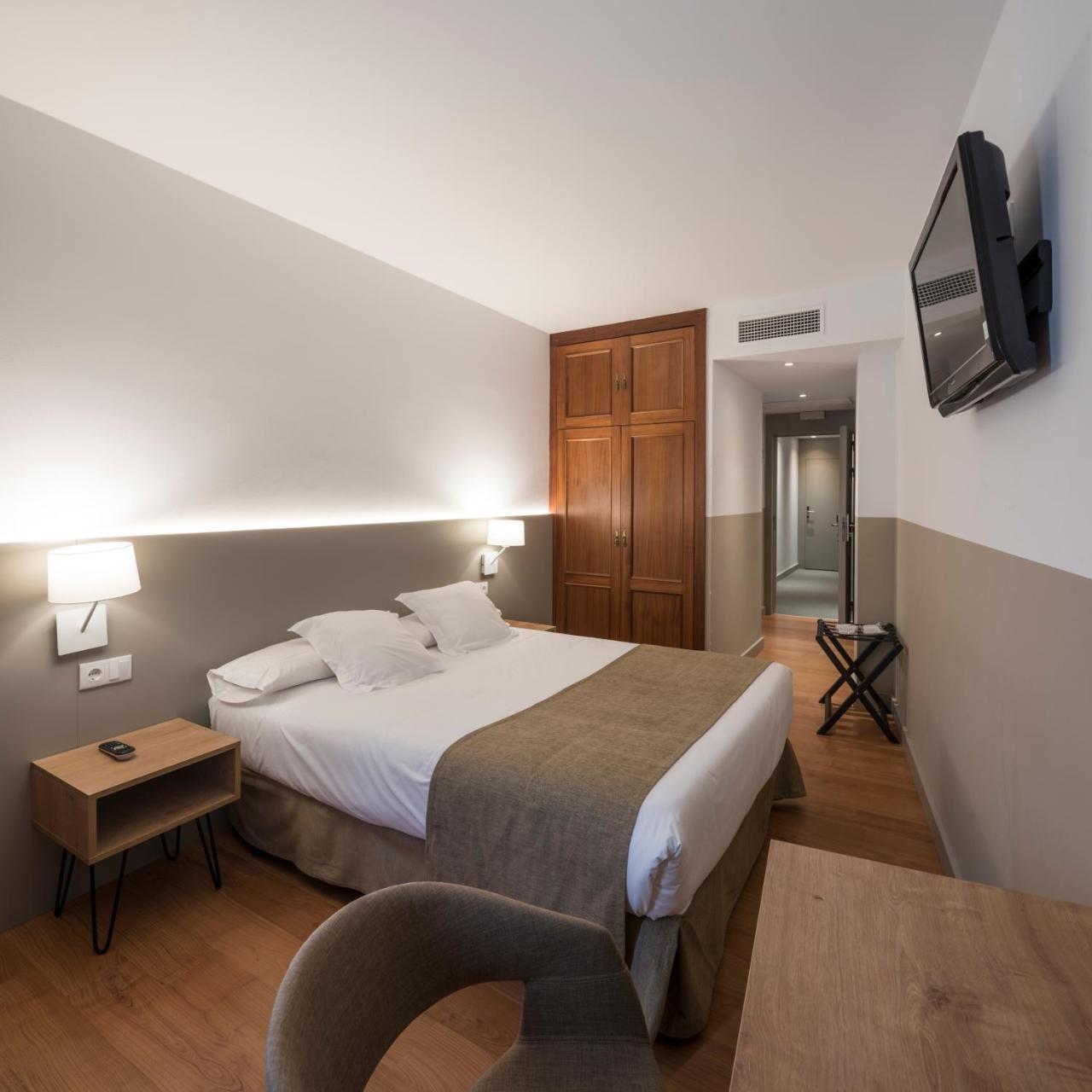 Hotel Airinos 3* カンガス・デ・モラソ エクステリア 写真